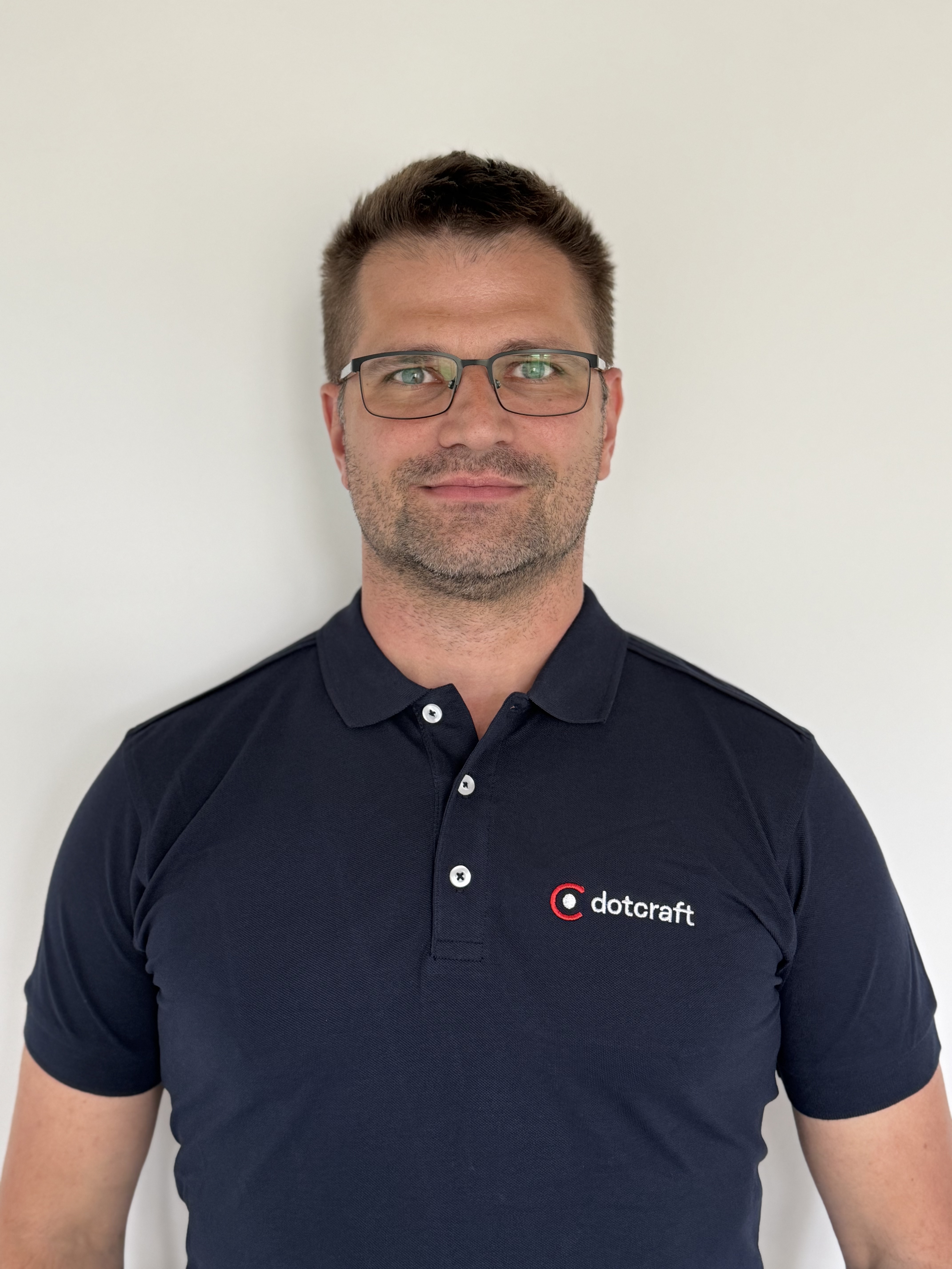 FT Headshot.jpeg (1)